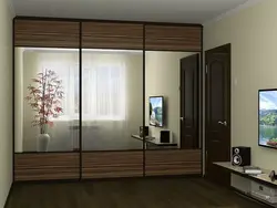 Güzgü Ilə Qonaq Otağında Qarderob Dizaynı