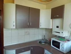 Кухня Угловая С Газовой Колонкой Фото