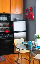 How to install a refrigerator in a small kitchen with your own photos