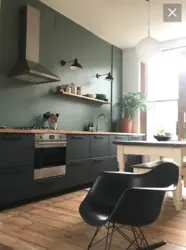 Кухня без верхніх шаф дызайн шэрая