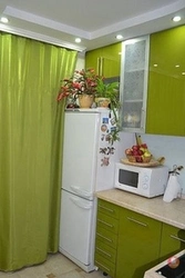 Фото зеленой кухни хрущевки