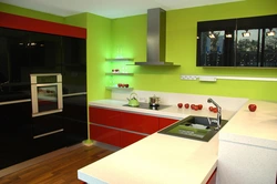 What colors goes with red in the kitchen interior