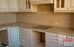 Alambra countertop in the kitchen interior