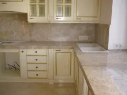 Alambra countertop in the kitchen interior