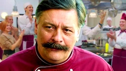Mətbəxdən aşpazın şəkli