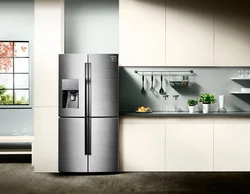 Ас үйдің интерьеріндегі Haier тоңазытқышы