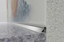 Plinth барои countertop дар акс ошхона дар дохили