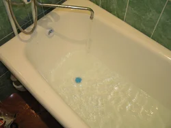 Ванна с водой фото