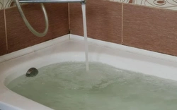 Ванна с водой фото