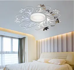 Drawings on the ceiling in the bedroom photo