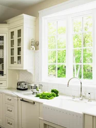 Kitchens overlooking the window photo