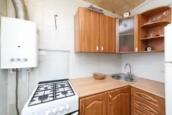 Потолок кухни с колонкой фото