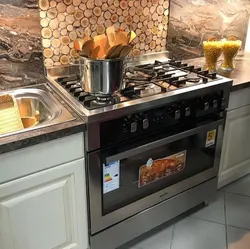 Soba fotoşəkili ilə mətbəx üçün müasir qaz sobaları