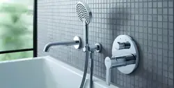 Bathtub design with one faucet