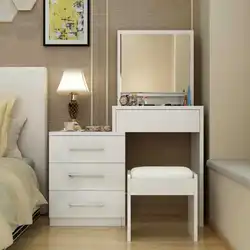 Soyunma masası və qarderob ilə yataq otağı dizaynı