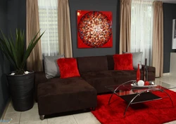 Кадом ранг бо burgundy дар дохили ҳуҷраи меҳмонхона мувофиқат мекунад?
