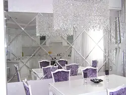 Дизайн кухни с зеркальной плиткой