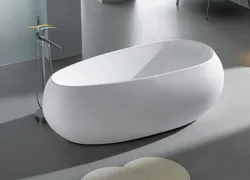 Овальные ванны в интерьере ванной