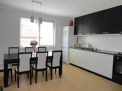 Kitchen bottom black photo