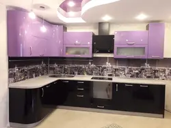 Ас үйдің төменгі қара фотосуреті