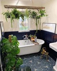 Bath with plants design