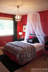 Black and red bedroom design