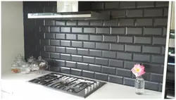 Пешдомани ошхона аз сафолҳои хуки сафед сурат