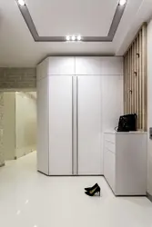 Wardrobe in the hallway photo modern to the ceiling