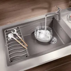 Kitchen sinks with dryer photo