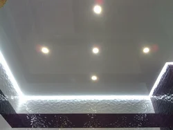 Floating ceiling in the bath photo