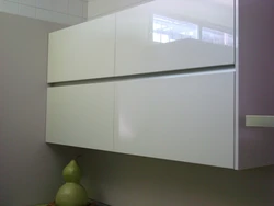 Kitchen upper cabinets without handles photo