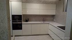 Kitchen upper cabinets without handles photo