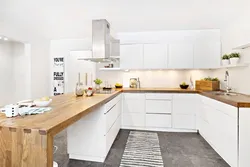 Ошхона сафед асбобҳои сиёҳ акс countertop чӯбӣ