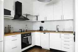 Ошхона Сафед Бо Countertop Чӯбӣ Ва Дастаки Сиёҳ Дар Дохили