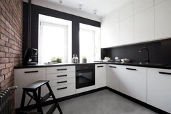 Тарҳи ошхона бо пешдоман торик ва акс countertop торик