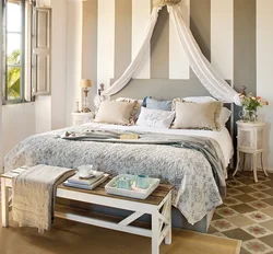 How to decorate the headboard of a bed in the bedroom with your own photos