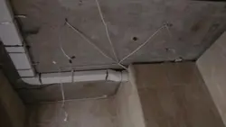 To'xtatilgan ship fotosurati ostida oshxonada shamollatish