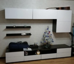 Yashash Xonasi Interyerida Oq Porloq Wenge