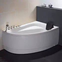 Bathtub With A Semicircular Bathtub Photo