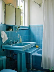 Old bathroom design