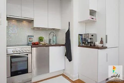Placement of a refrigerator in the kitchen photo