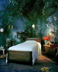 Bedroom design like in the forest