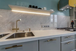 Фартук для кухни из керамогранита 60х1200 фото в интерьере