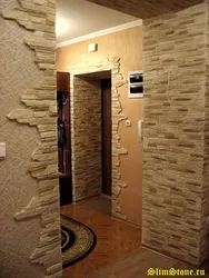 Koridorun daxili hissəsində öz əlinizlə dekorativ daş