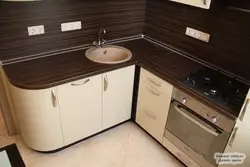 Тарҳи ошхона бо countertop қаҳваранг