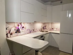 Тарҳи ошхона бо splashback панел