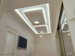 Plasterboard ceiling photo in the hallway