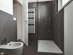Bathroom design with white door