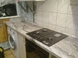 Ас үйдің интерьеріндегі Cipollino үстелі