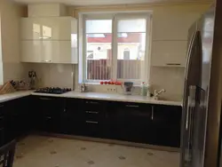 Straight kitchen design 4 meters with window